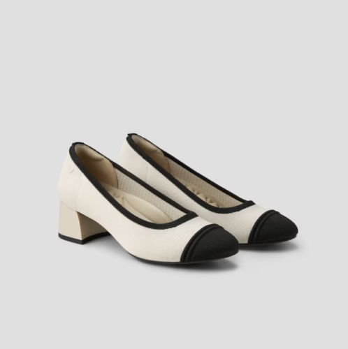 Round-toe chunky heels from Vivaia